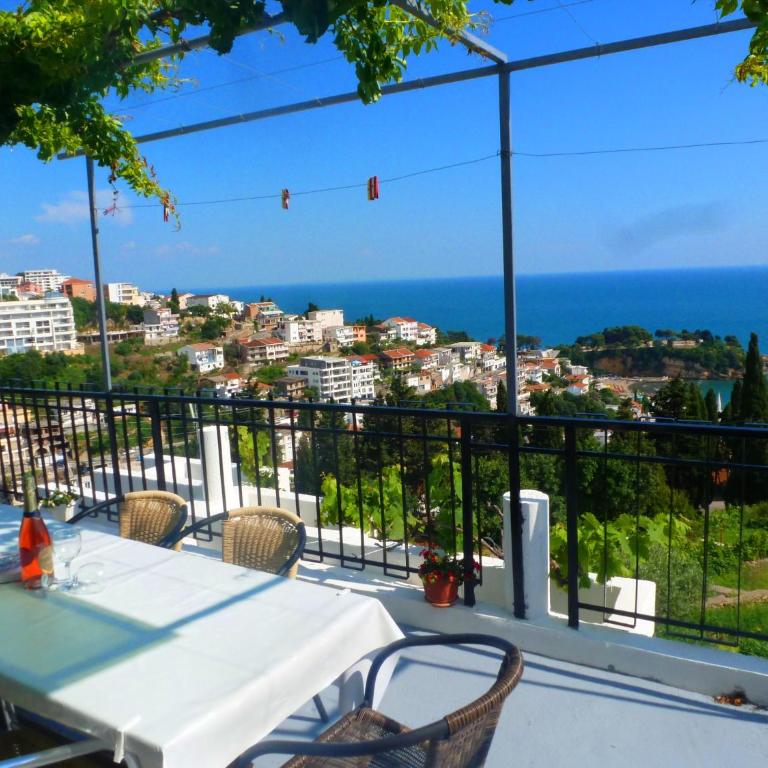 Apartment Djakonovic Mladen - Apartment with Sea View - 13