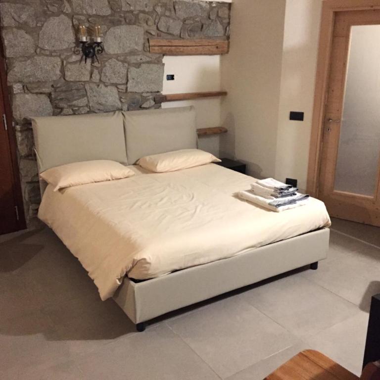 Camera Milla - private room -T04416 - Camera King con Vista Montagne - 1