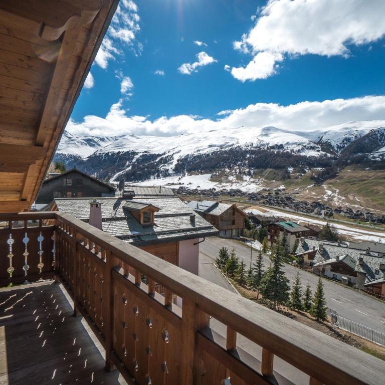 Chalet Teola - Three-Bedroom Apartment (10 Adults) - Split Level - 11