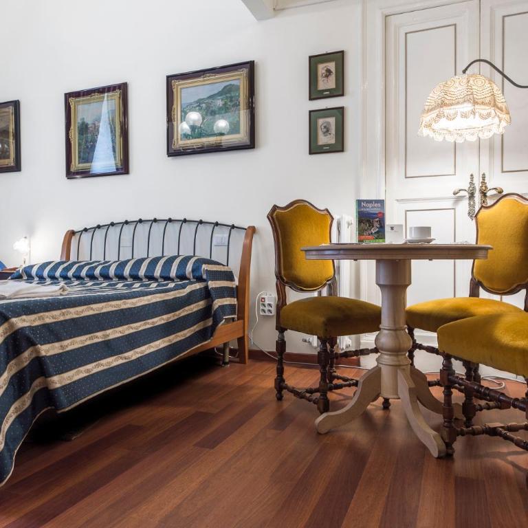 B&B Graziani Relais - Camera Matrimoniale con Balcone - 6