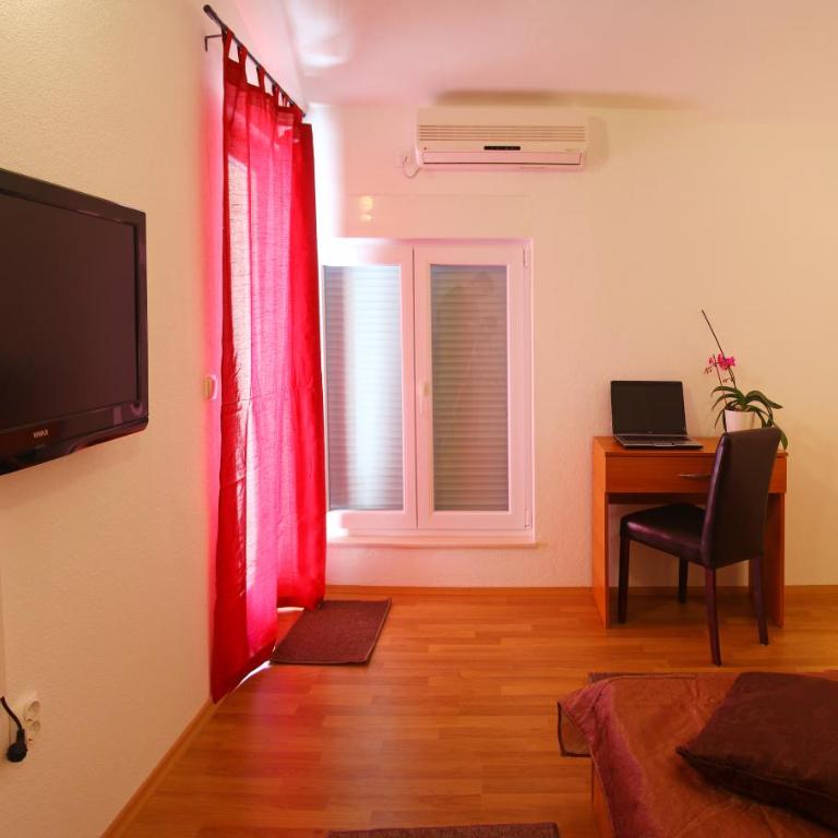Guesthouse Liska - Double Room - 6