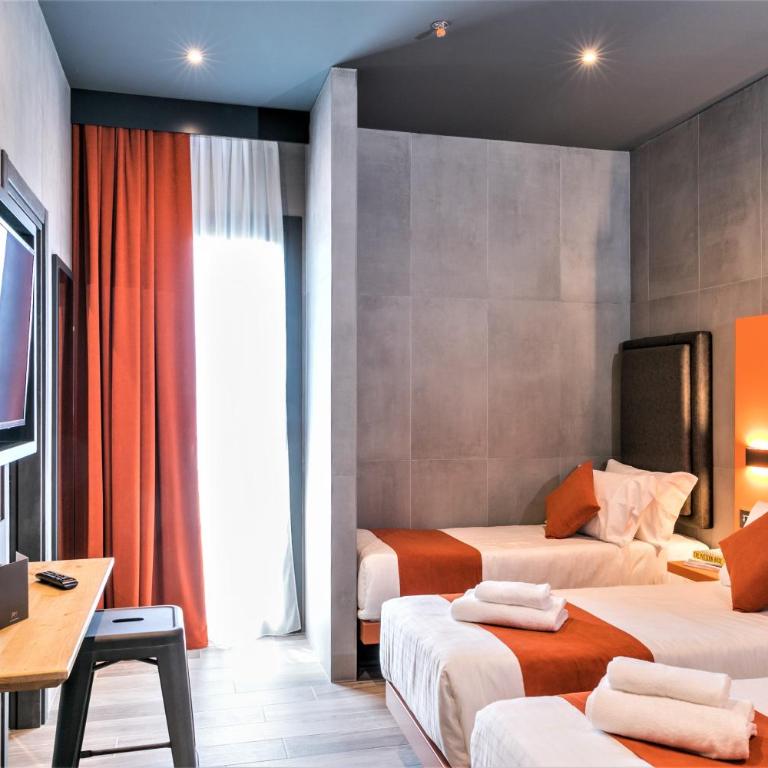 J24 Hotel Milano - Camera Quadrupla Standard - 2