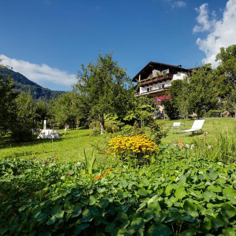 Maratscher Kunst & Kulturhotel - Doppelzimmer mit Gartenblick - 9