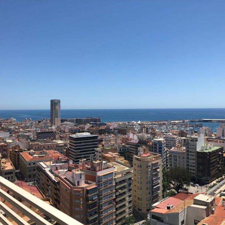 Apartamento City & Beach - Apartment with Balcony - 1