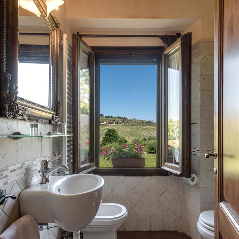 Villa Del Sole - Deluxe Double or Twin Room with Garden View - 11