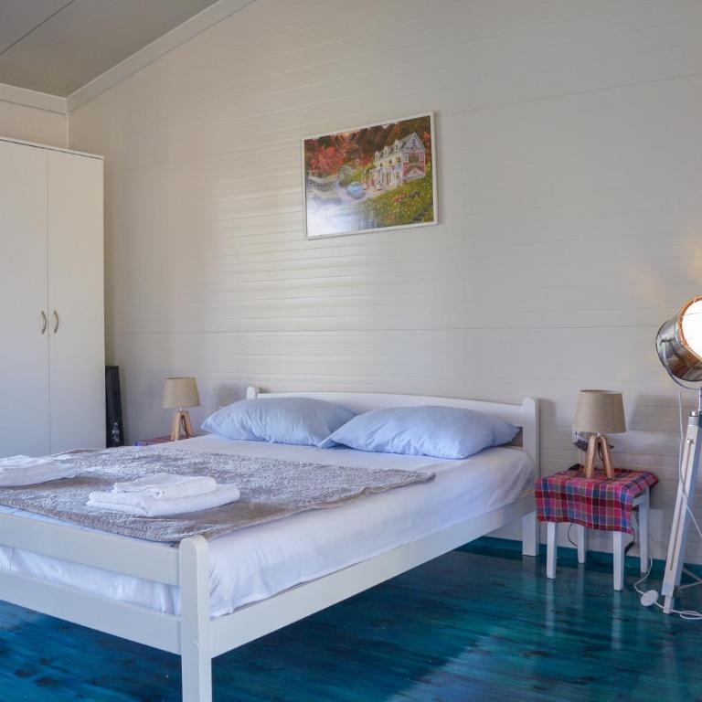 Baraka - Riverside Studio Bungalow - 9