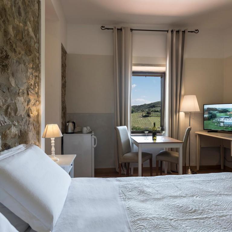 Villa Del Sole - Deluxe Double or Twin Room with Garden View - 2