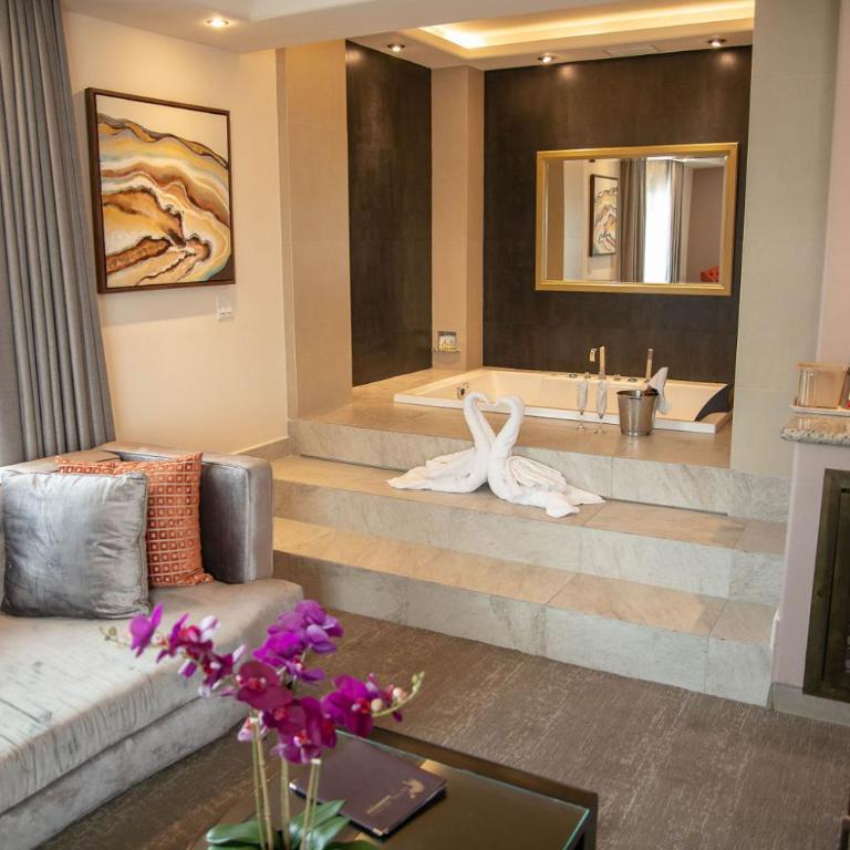 Hotel Ticuán - Deluxe Suite - 1