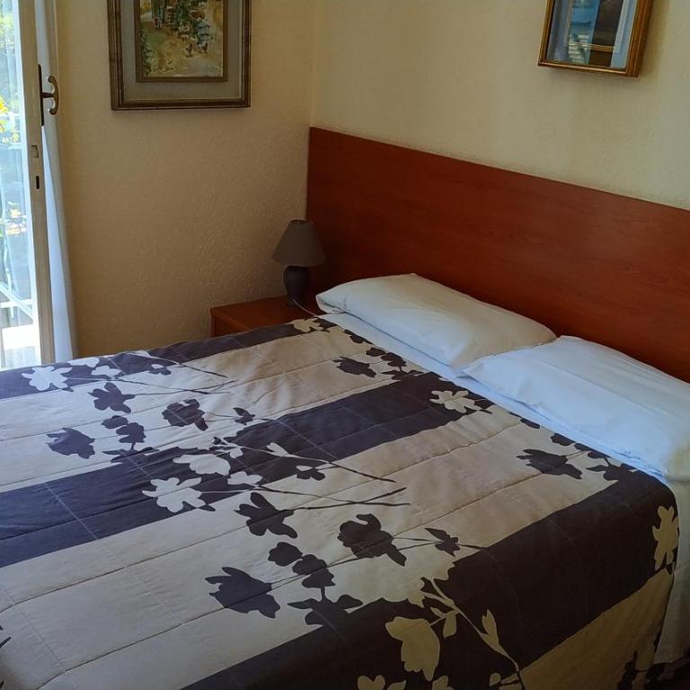 Hotel Lucciola - Camera Deluxe (2 Adulti + 1 Bambino) - 1