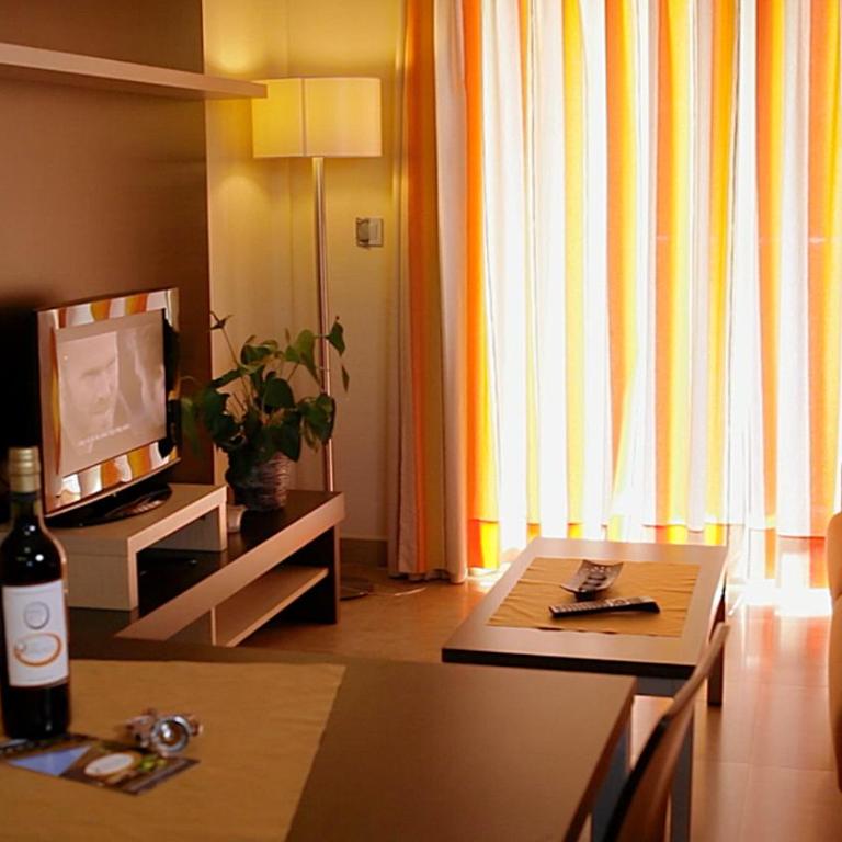 Albir Palace - One-Bedroom Apartment (2 Adults) - 10