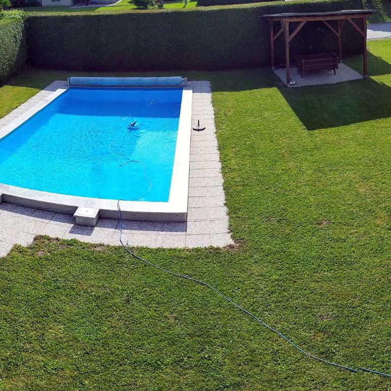 Ferienwohnungen Schneider - Apartment mit Poolblick - 1