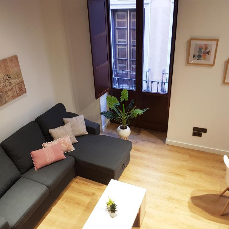 Apartamentos Granada Deluxe 3000 - Two-Bedroom Apartment - 4