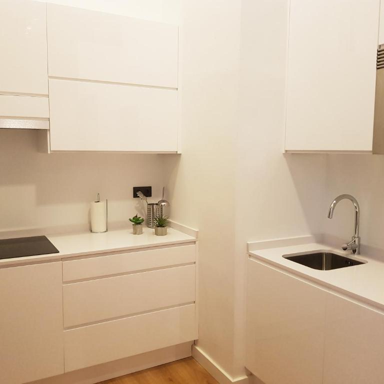 Apartamentos Granada Deluxe 3000 - Two-Bedroom Apartment - 25