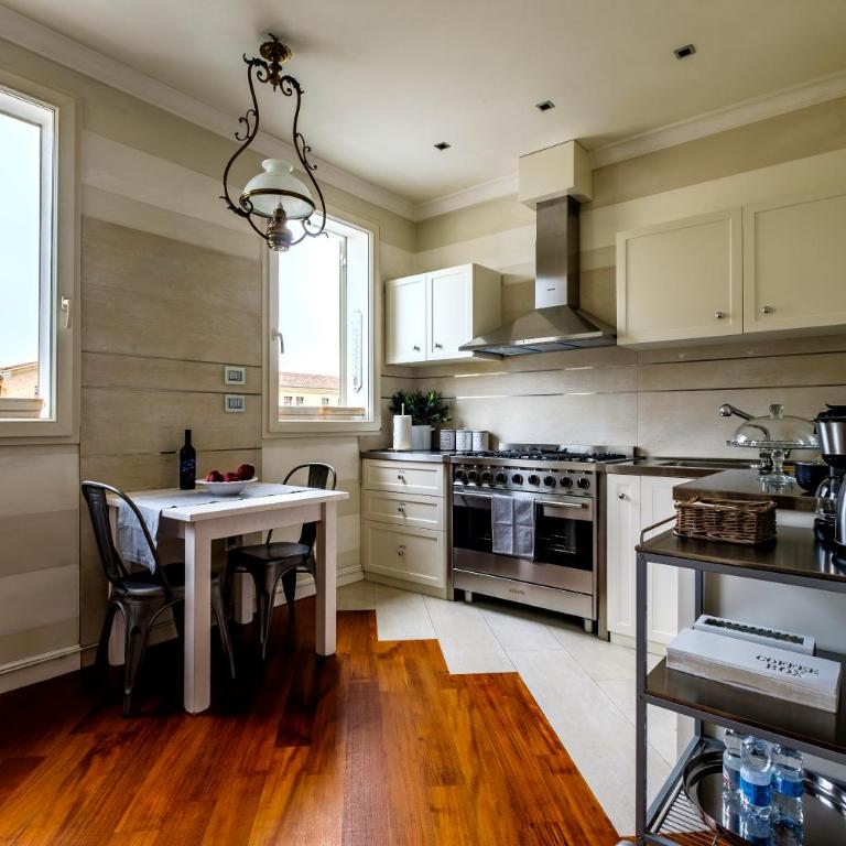 penthouse in the city centre - Appartamento - 15