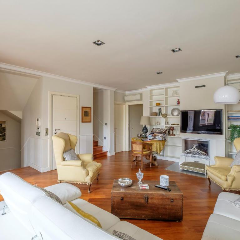 penthouse in the city centre - Appartamento - 8