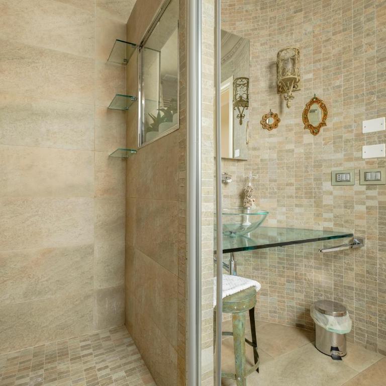 penthouse in the city centre - Appartamento - 38