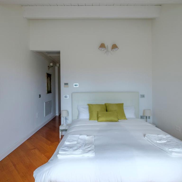 penthouse in the city centre - Appartamento - 42