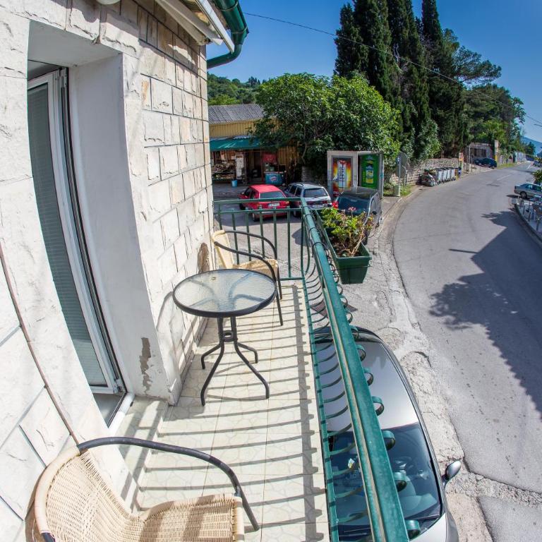 Apartman Lepetane - Studio sa Balkonom - 8