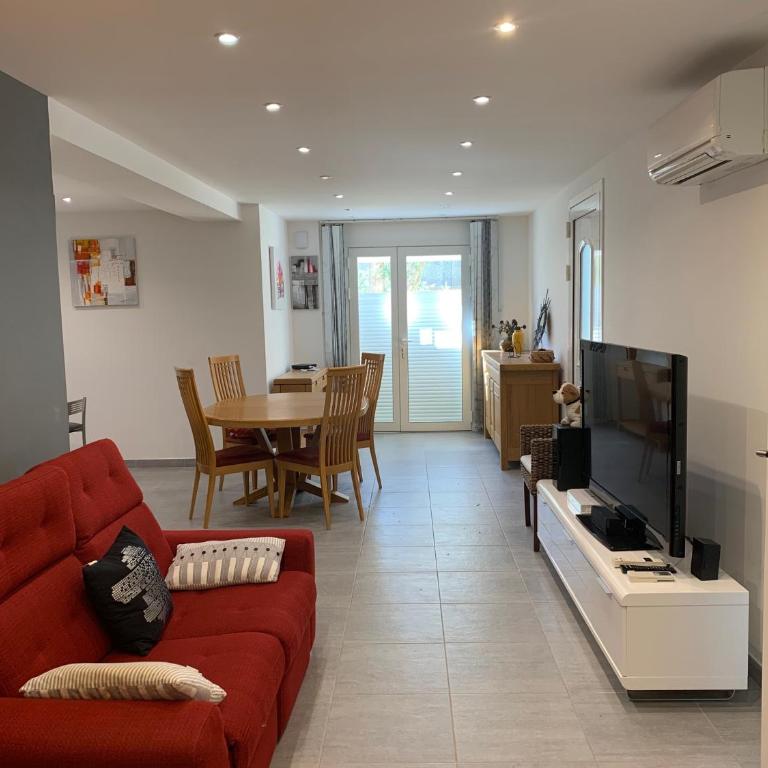 meublé au calme à 1 minute de la plage - Two-Bedroom Apartment - 14