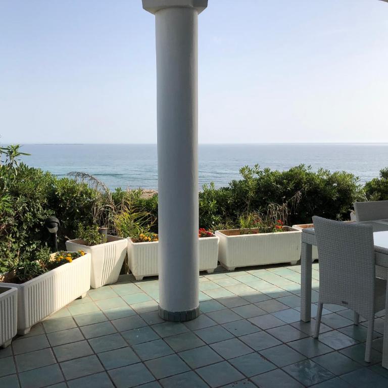 Casa direttamente sul mare 1 - Villa con Vista Mare - 2