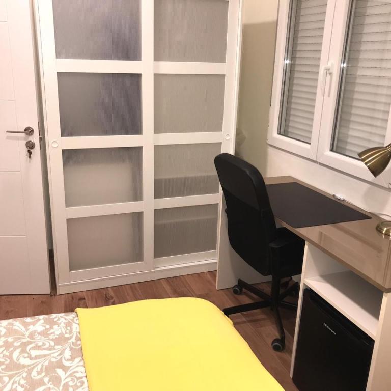 RESIDENCIA COMPOSTELA 2 - Economy Double Room - 12