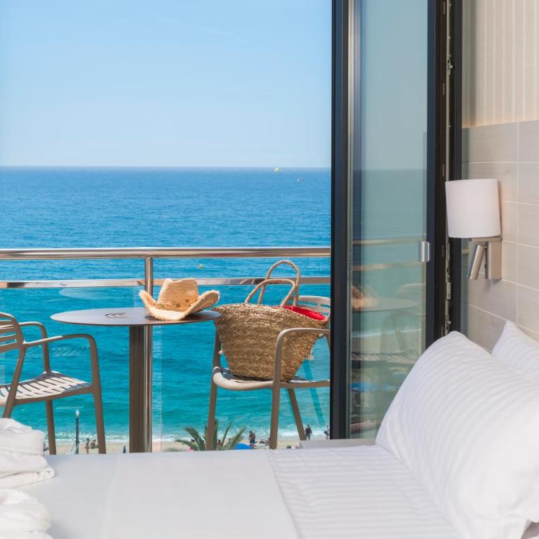 Hotel Marsol - Habitación Doble con vistas al mar - 4