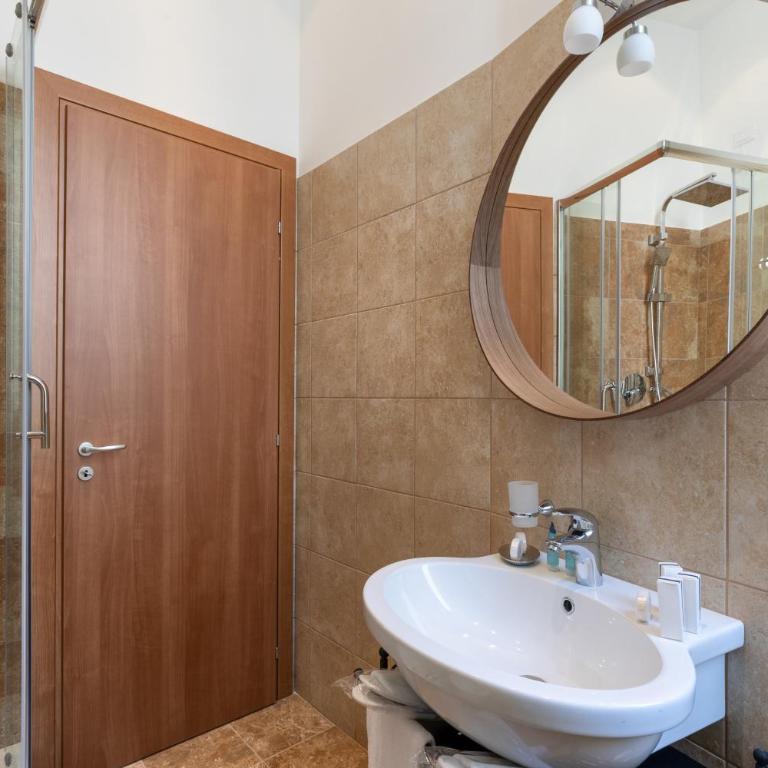 Vatican Domus Smart Rooms - Chambre Double Standard - 7