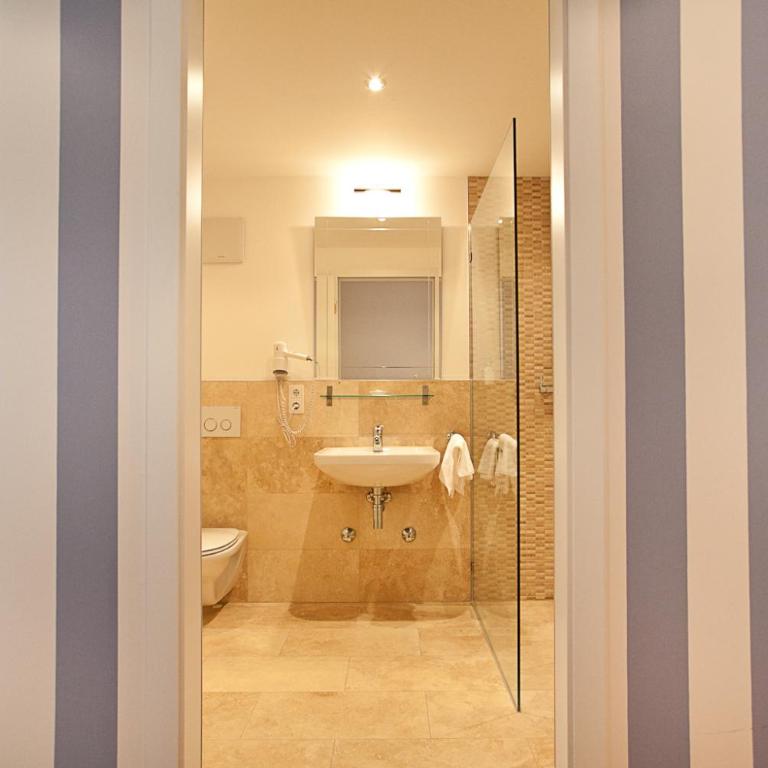 das HOTEL in München - Premium Doppelzimmer - 12