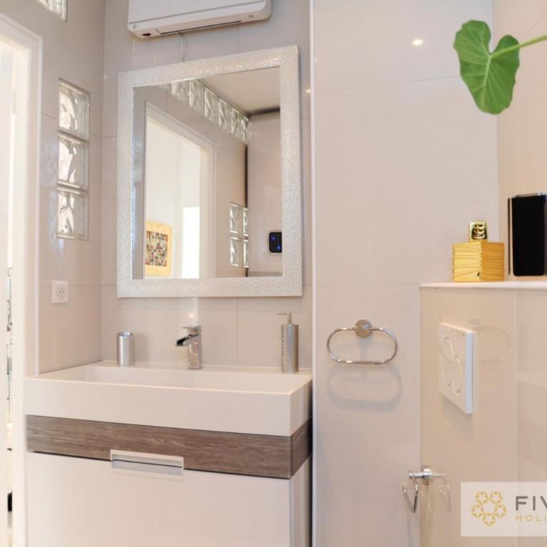 Mini Suite Bijou - Five Stars Holiday House - Appartement - 16