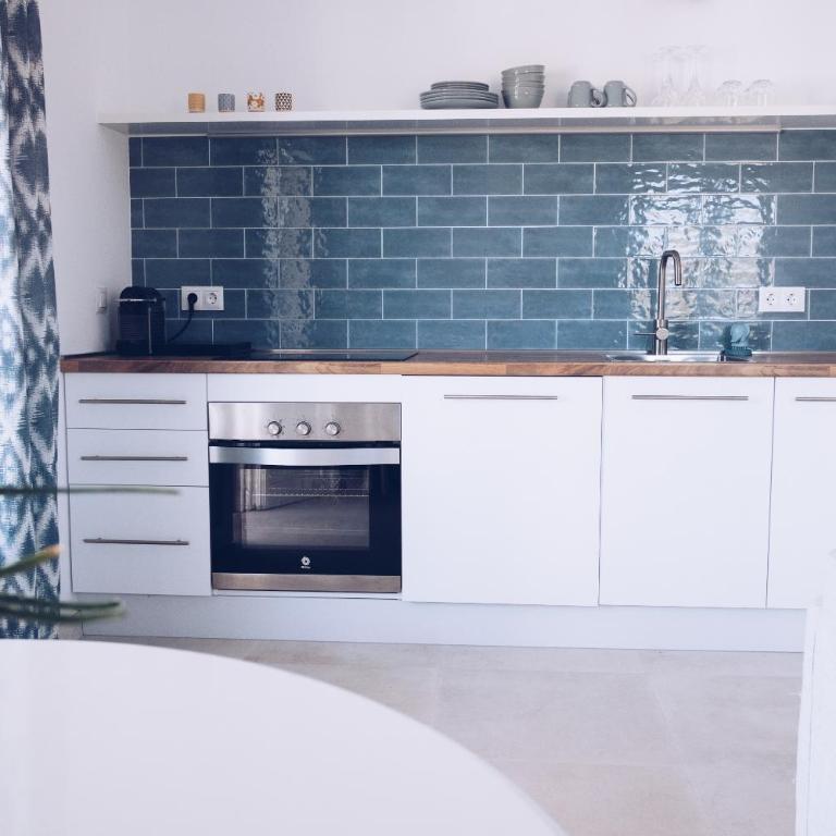 Kiri Escapes - One-Bedroom Apartment - 6