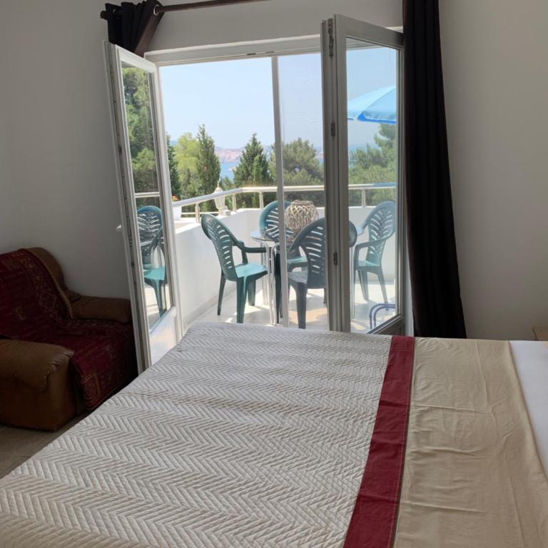 Apartments Ljiljana - Two-Bedroom Apartment with Terrace and Sea View - 13