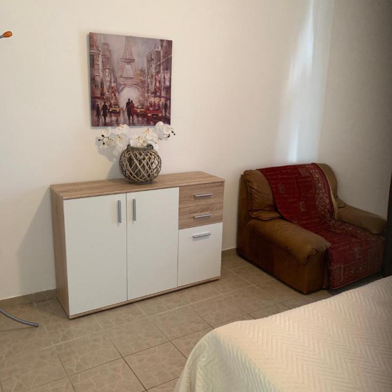 Apartments Ljiljana - Apartman sa 2 Spavaće Sobe, Terasom i Pogledom na More - 8