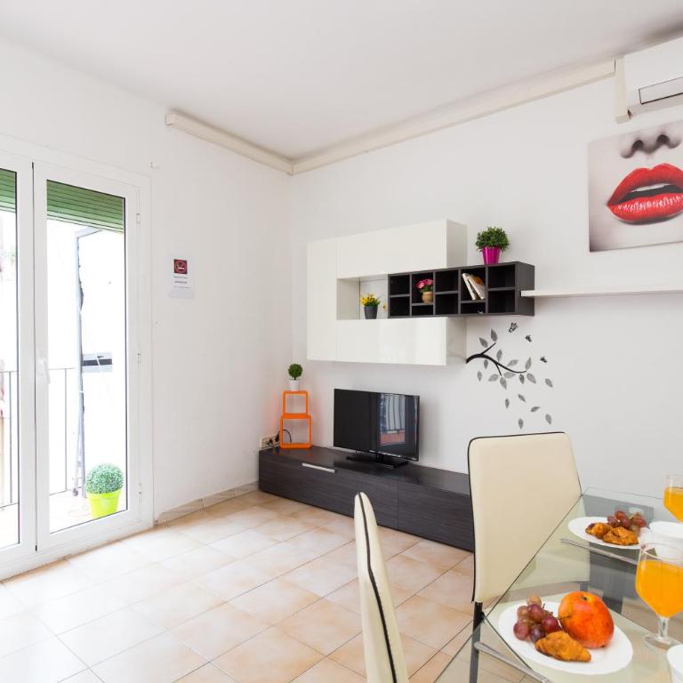 Key Sagrada Familia - Carrer Del Clot - Apartment with Balcony - 4