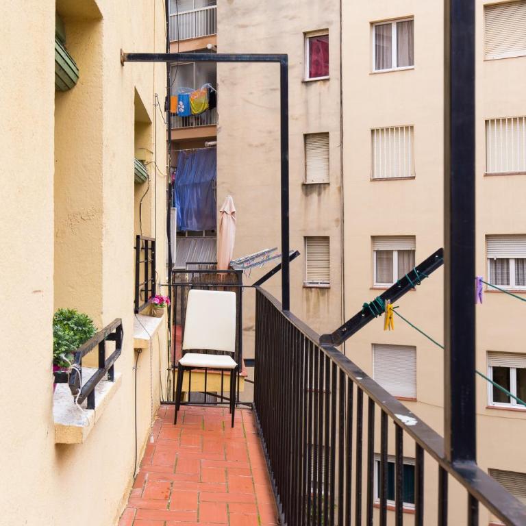 Key Sagrada Familia - Carrer Del Clot - Apartment with Balcony - 28