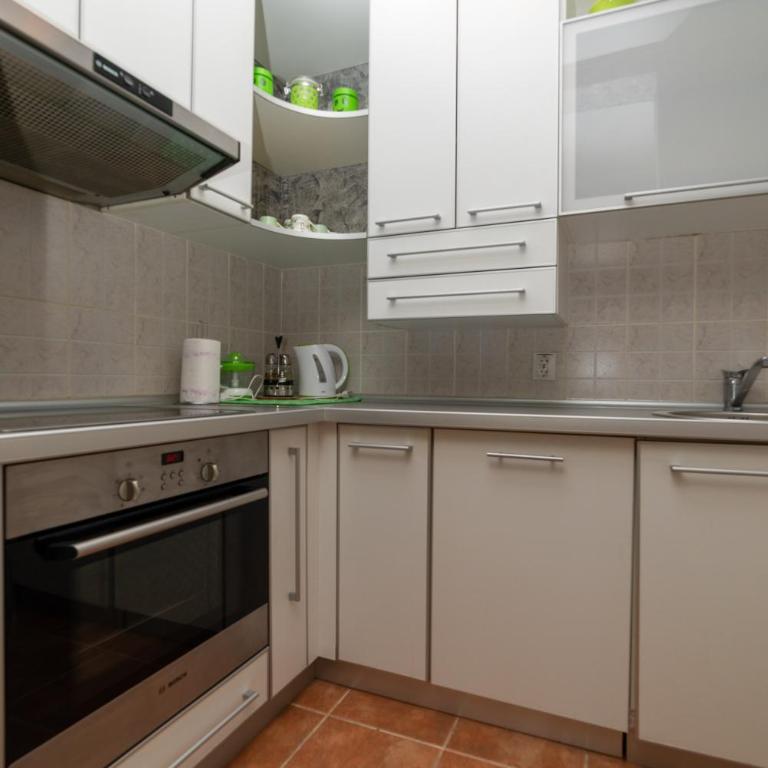 Apartments Vanja - Apartment - Ground Floor - 4