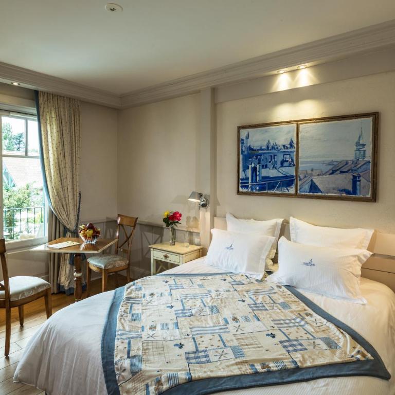 Villa Cécile - Chambre Double/Lits Jumeaux Côté Piscine - 5