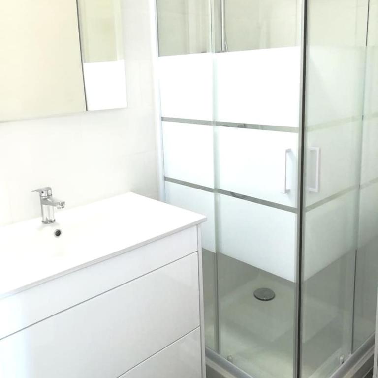 Appartement 4 couchages, 100 mètres de la mer ! - Appartement 1 Chambre - 11