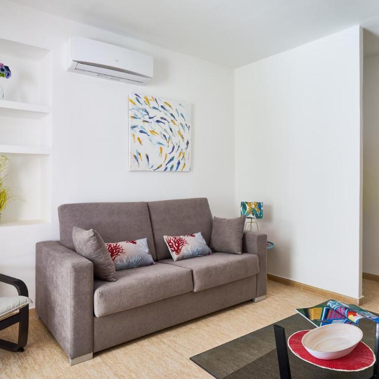 Villa Rosita Suites en Playa de la Malagueta con terraza - Apartamento de 3 dormitorios - 8