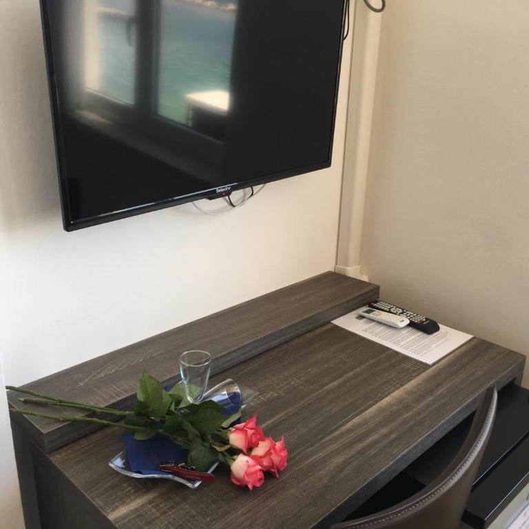 Hotel Virgilio - Junior Suite con Vista Mare - 9