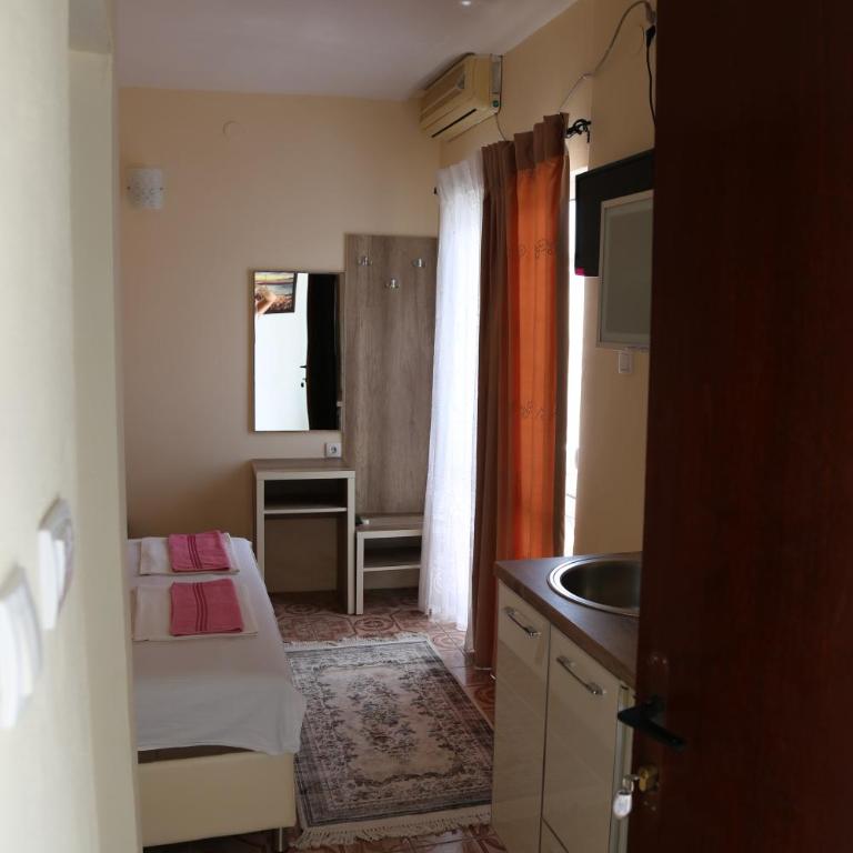 Rejhan TOTTI - Studio Apartman - 12
