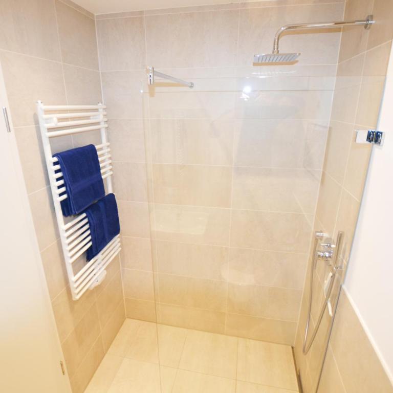 Modern apartment near downtown - Appartamento Superior - 3