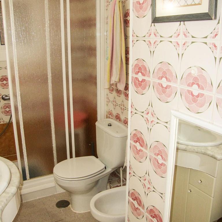 Apartments Plaza de las Escuelas - Three-Bedroom Apartment - 21
