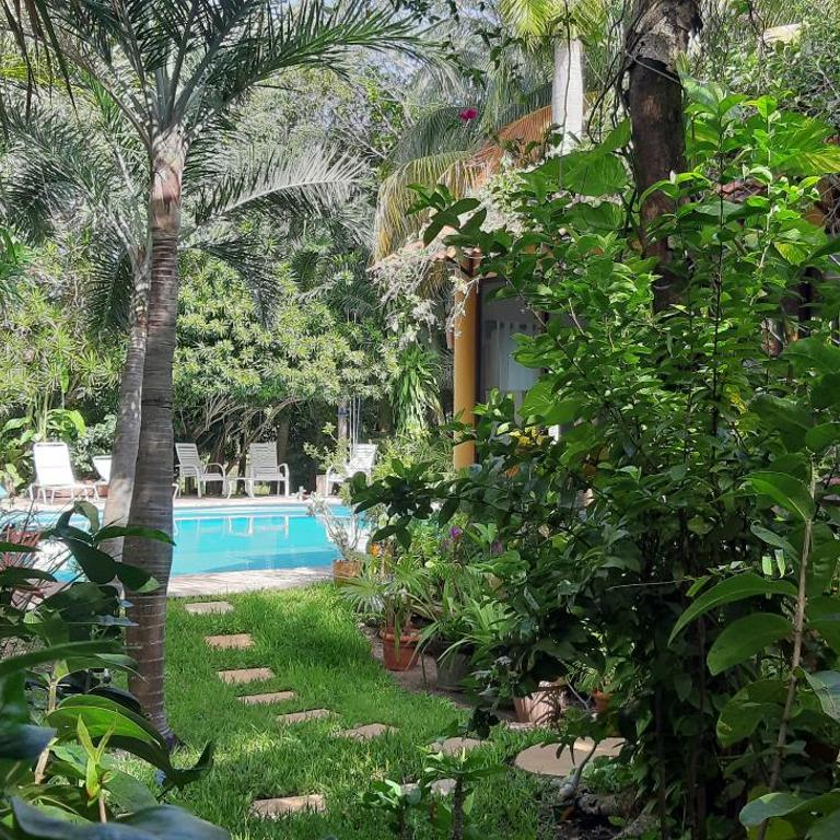 Casa Kin33 - Triple Room with Garden View - 9