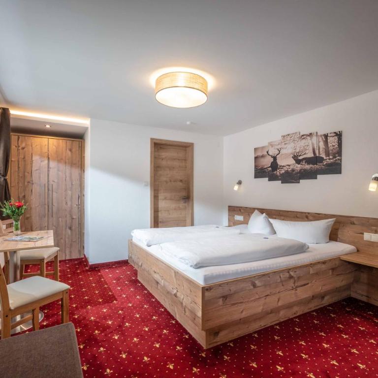 Garni Nill - Doppelzimmer Zillertal - 11