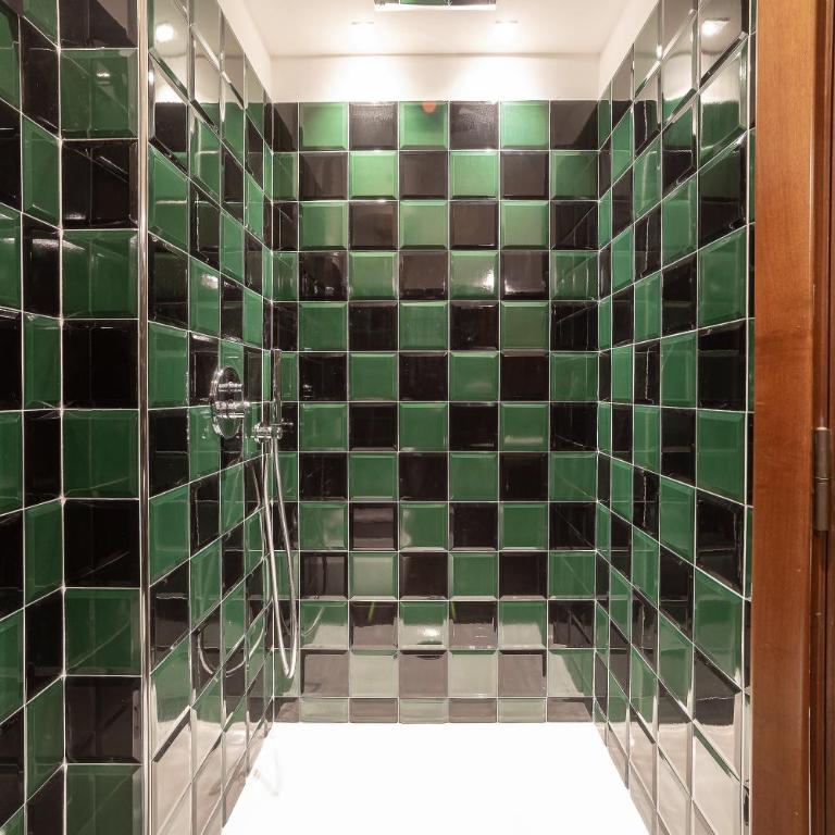 Lombardia40 Luxury Suites - Camera Doppia con Letti Singoli - 4