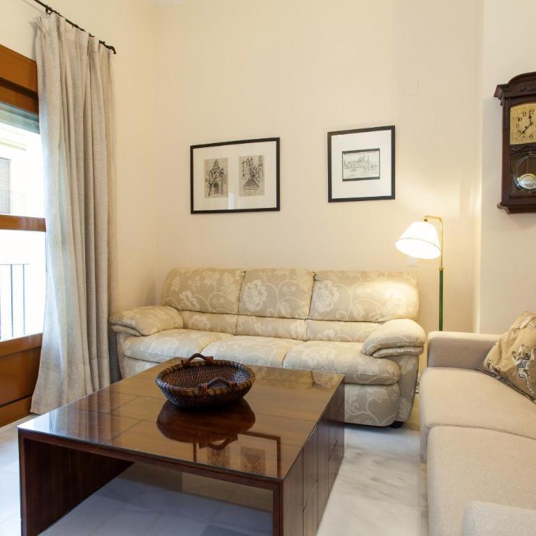 Casa Singular , parking gratis - Apartamento de 2 dormitorios - 6
