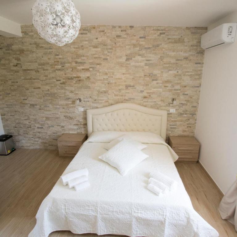 B&B Sole E Luna - Camera King con Vista Mare - 11