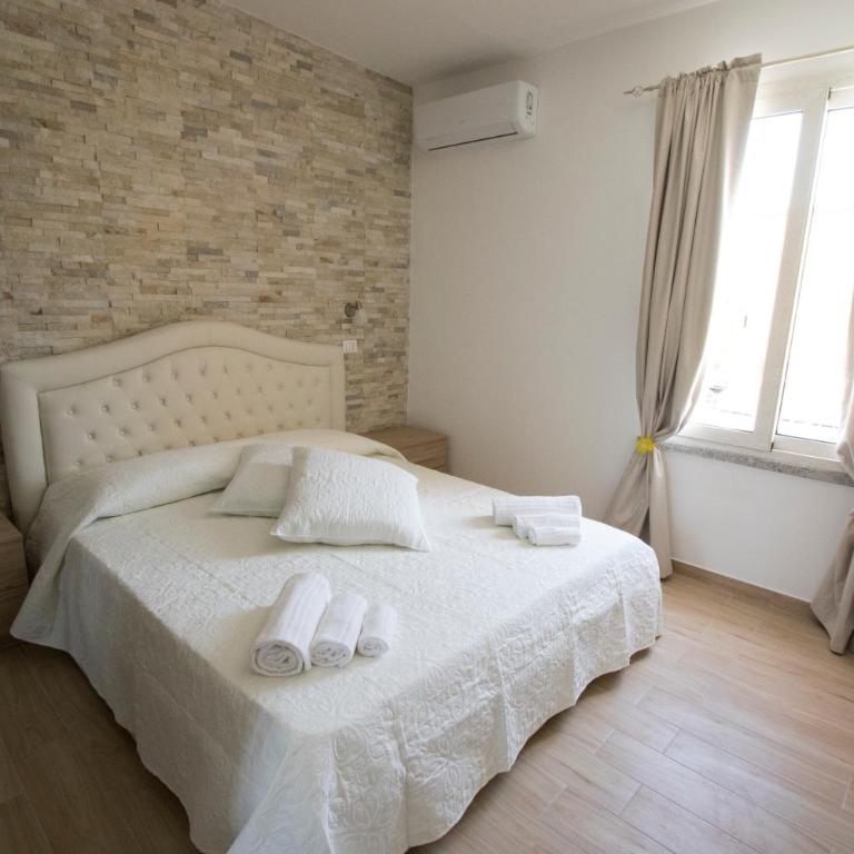 B&B Sole E Luna - Camera King con Vista Mare - 15