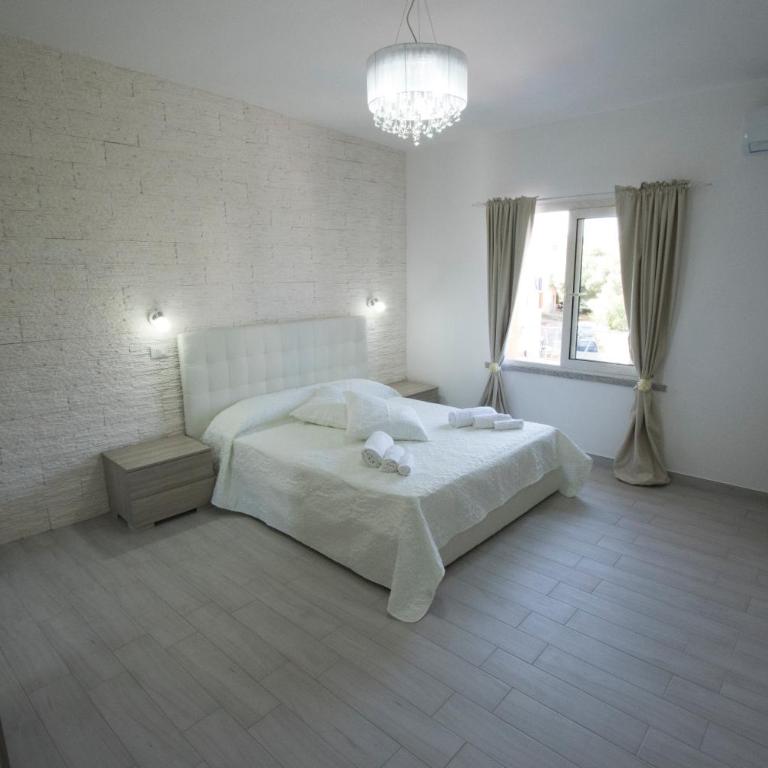 B&B Sole E Luna - Camera Queen con Balcone - 17