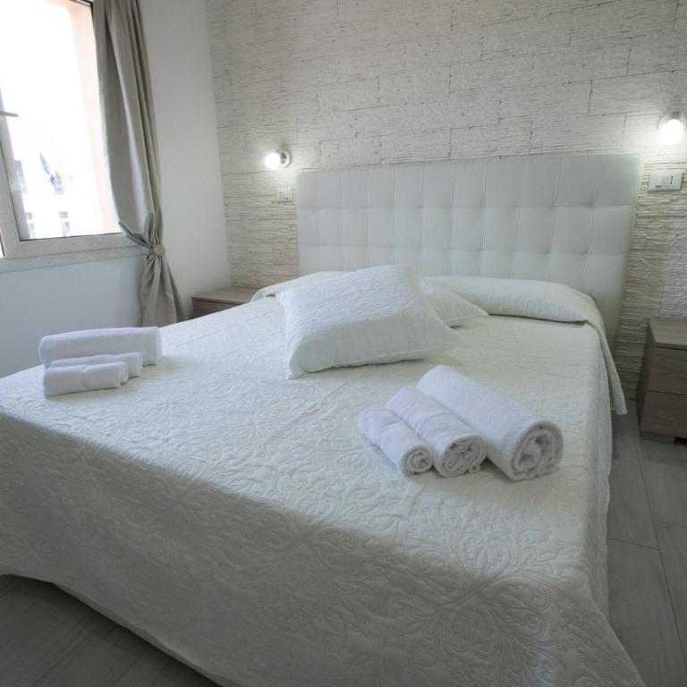B&B Sole E Luna - Camera Queen con Balcone - 2